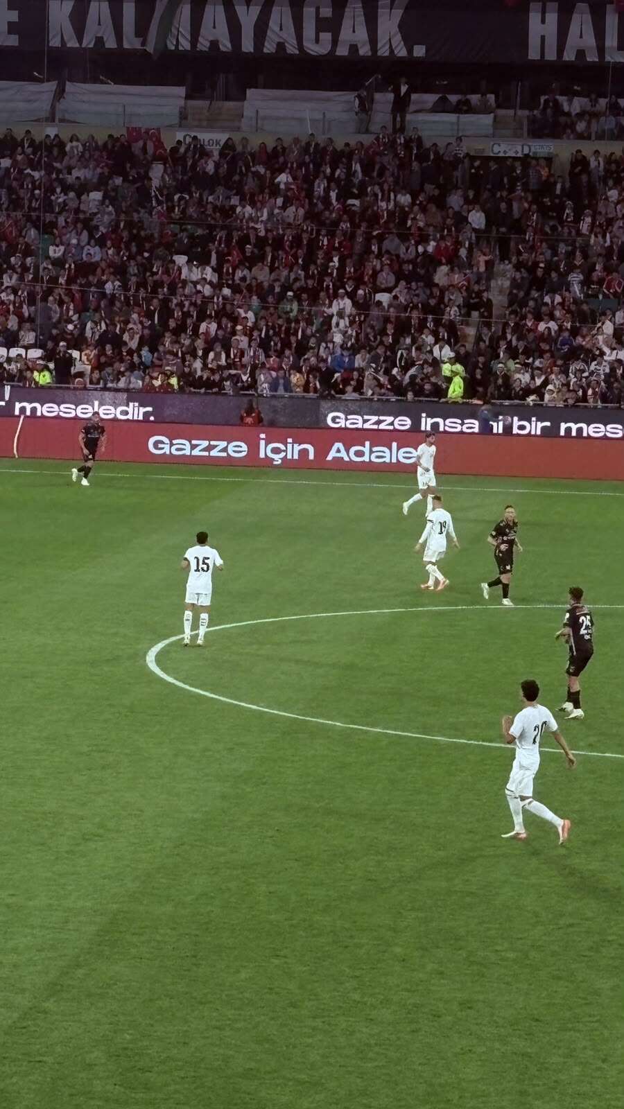 Konya’da tarihi gece! Kalpler Filistin için attı 42